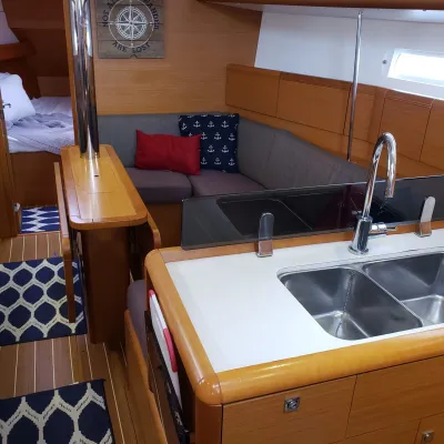 Clear Air Salon and Galley